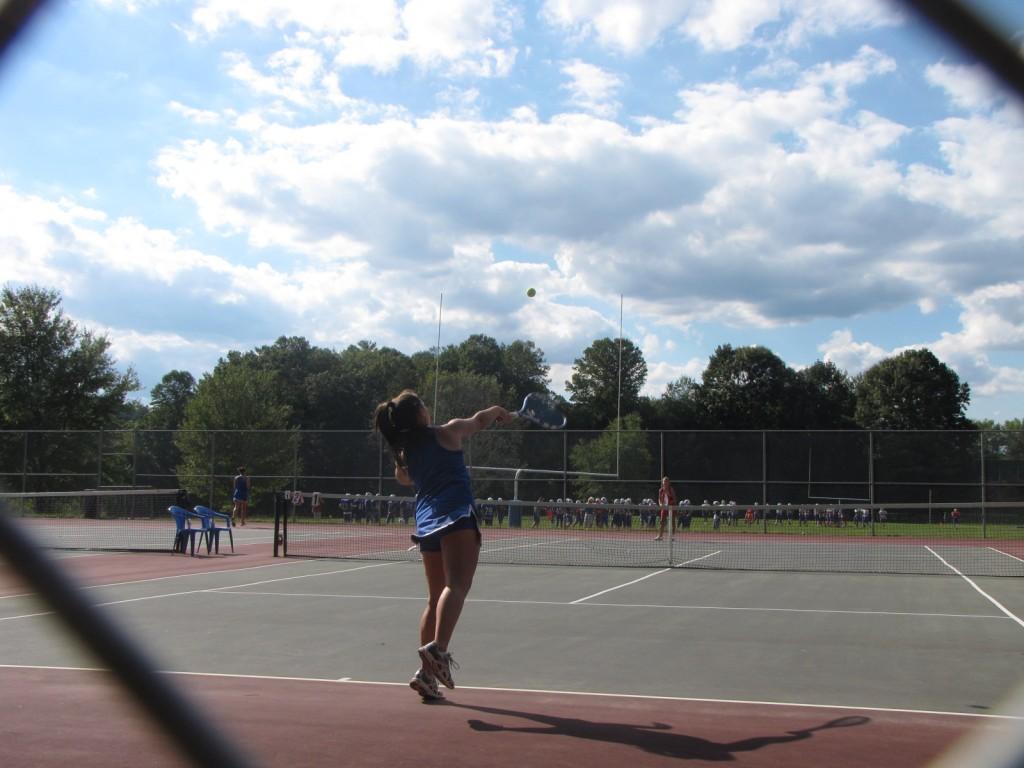 Tennis team hopes for success at upcoming match