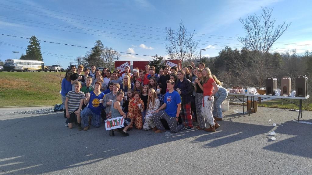 Junior class creates new holiday tradition