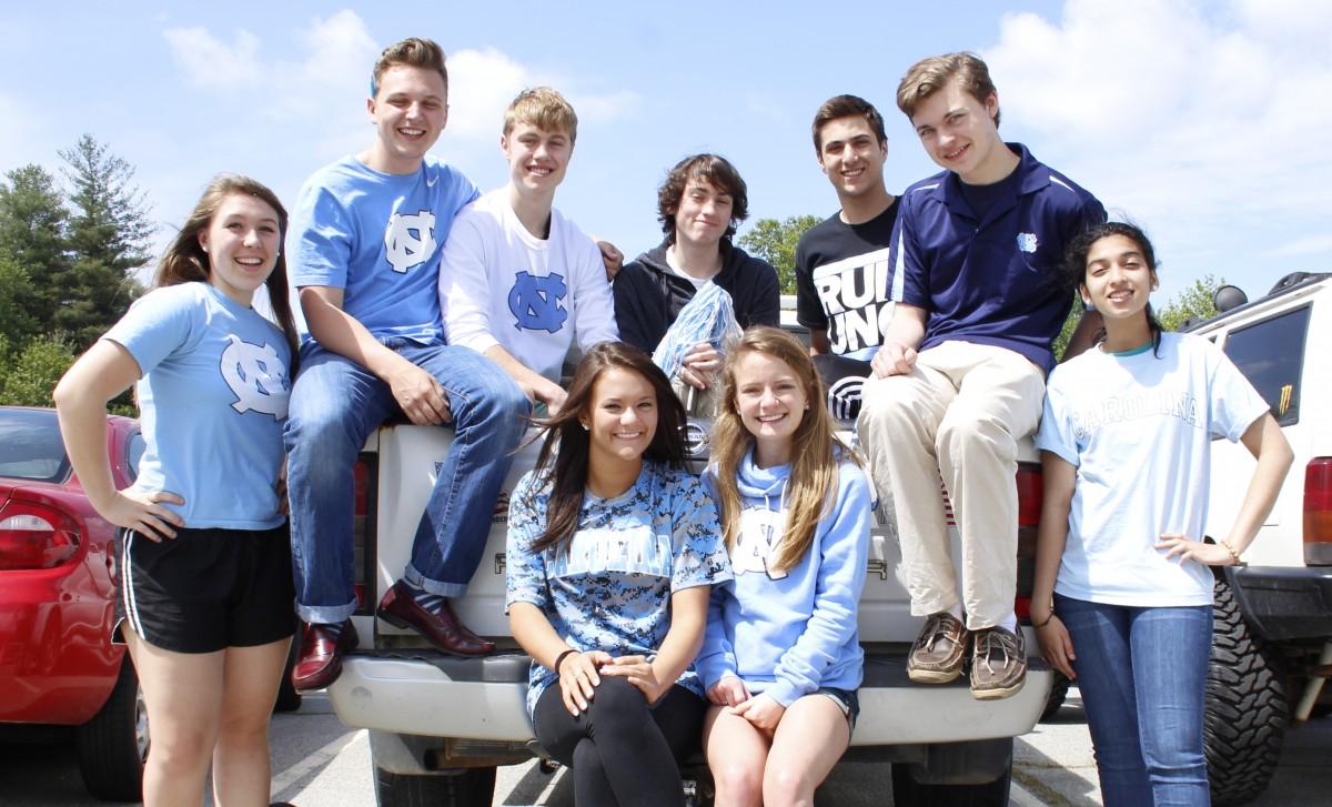 Chapel Thrill: 10 students to attend University of North Carolina