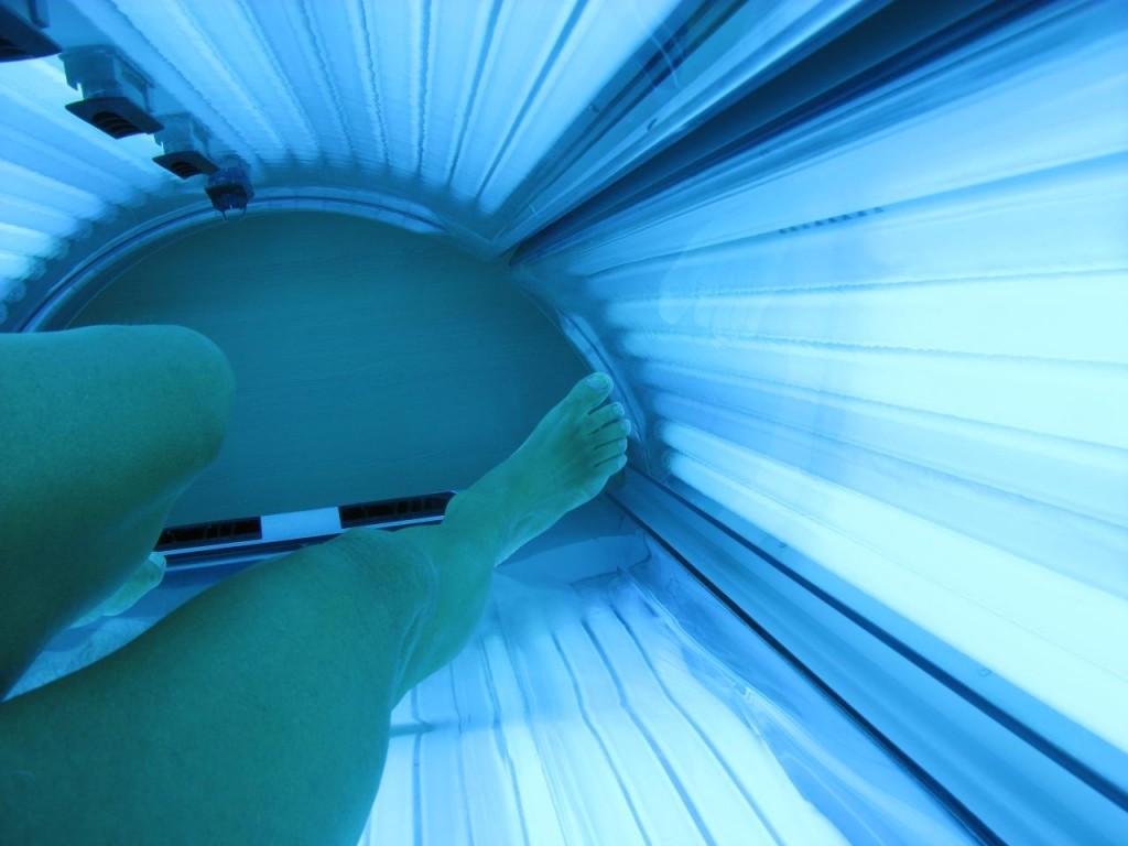 Change to law outlaws minors from tanning